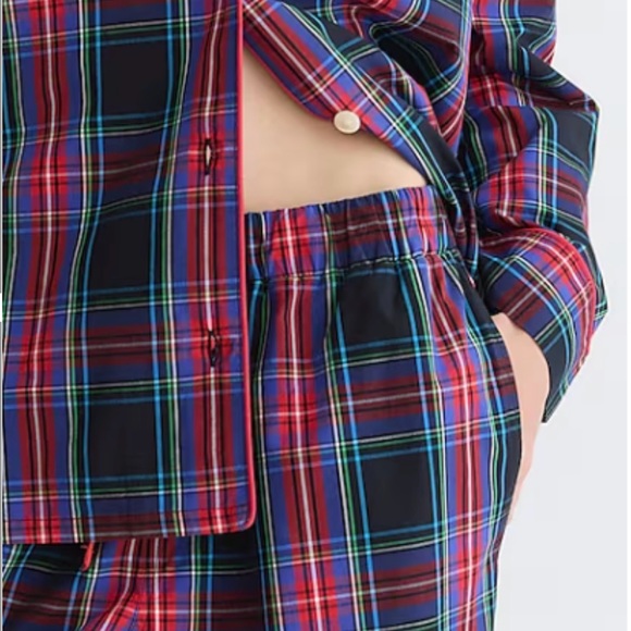 🆕{J.Crew} Long-sleeve cotton poplin pajama set in black Stewart tartan - Picture 3 of 4